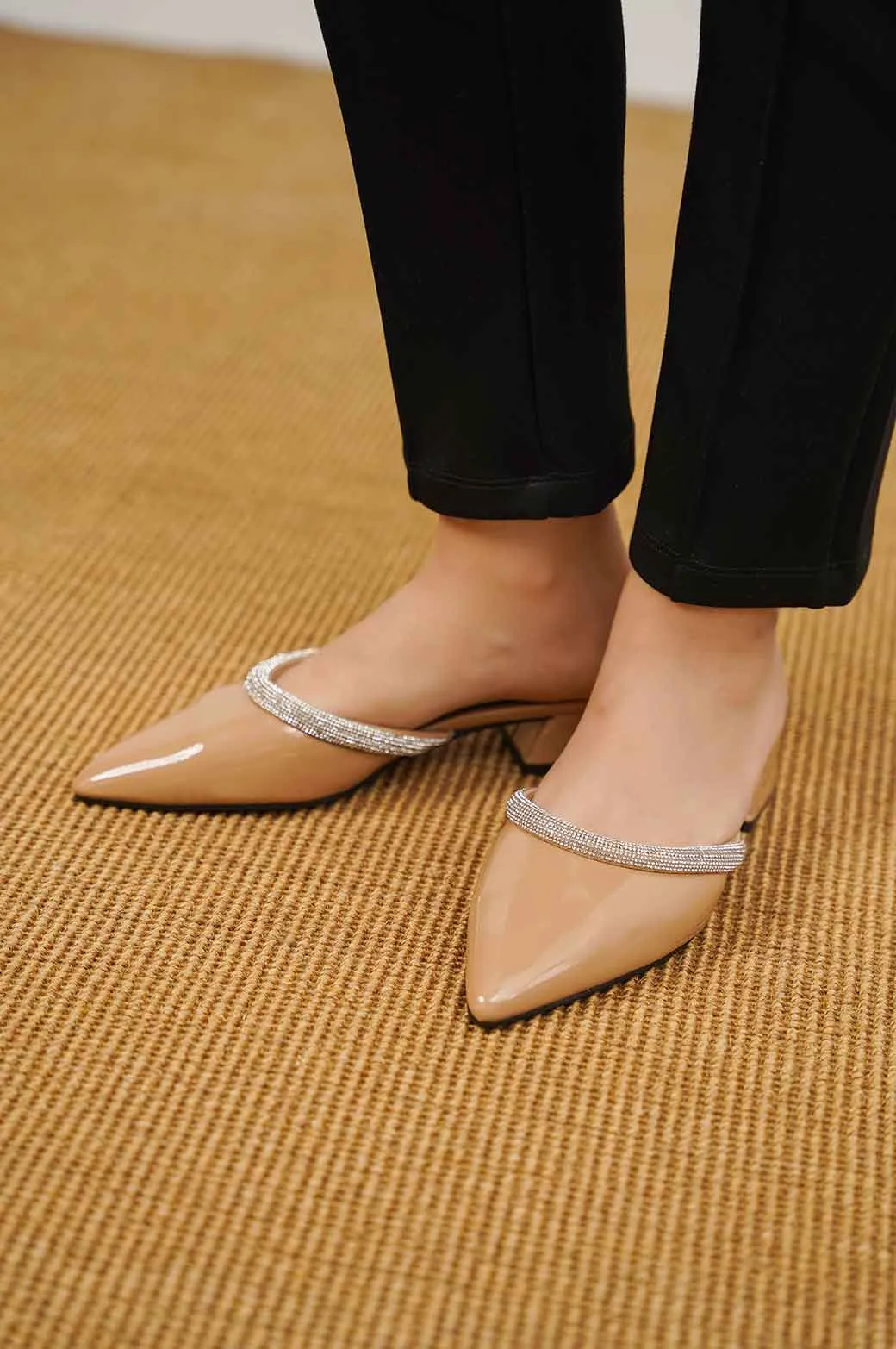 POINTED MULES